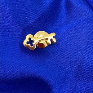 Gold Key Brooch